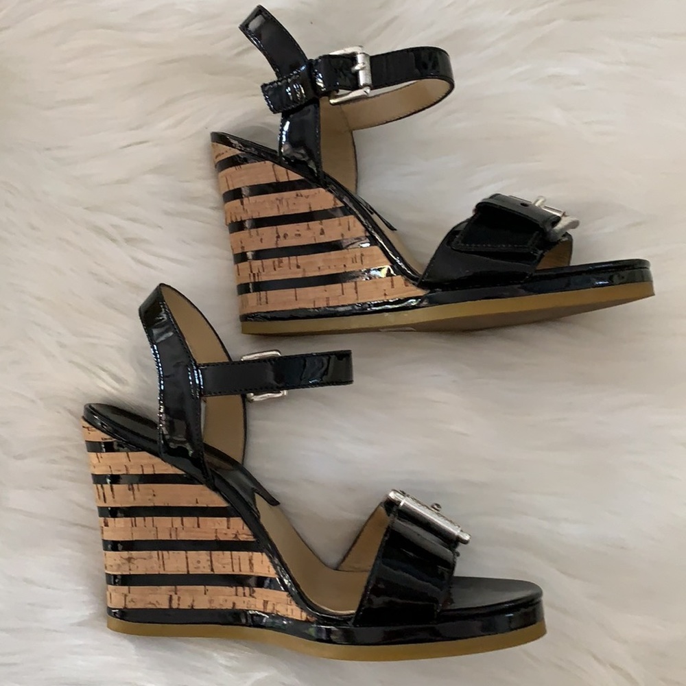 Michael Kors Pacific Wedge Sandal - Worn Once. - Picture 5 of 9
